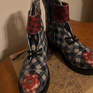 Blue & White Plaid Tab-Closure boots!